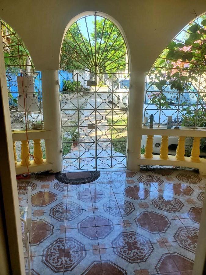Fay Guest House Negril Ngoại thất bức ảnh